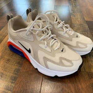 Nike Sneakers Women Size 8 - No insoles